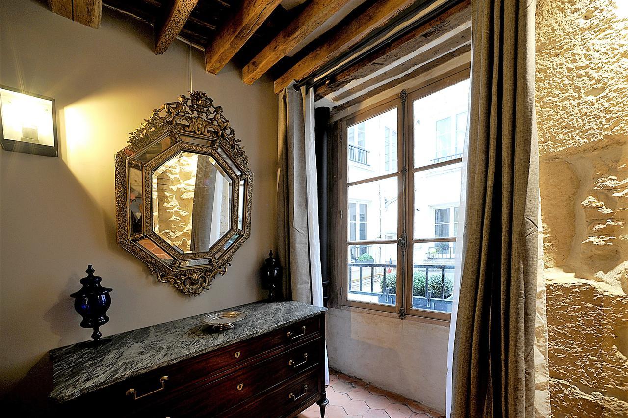 Beautiful Apartment In Historical Marais Παρίσι Εξωτερικό φωτογραφία