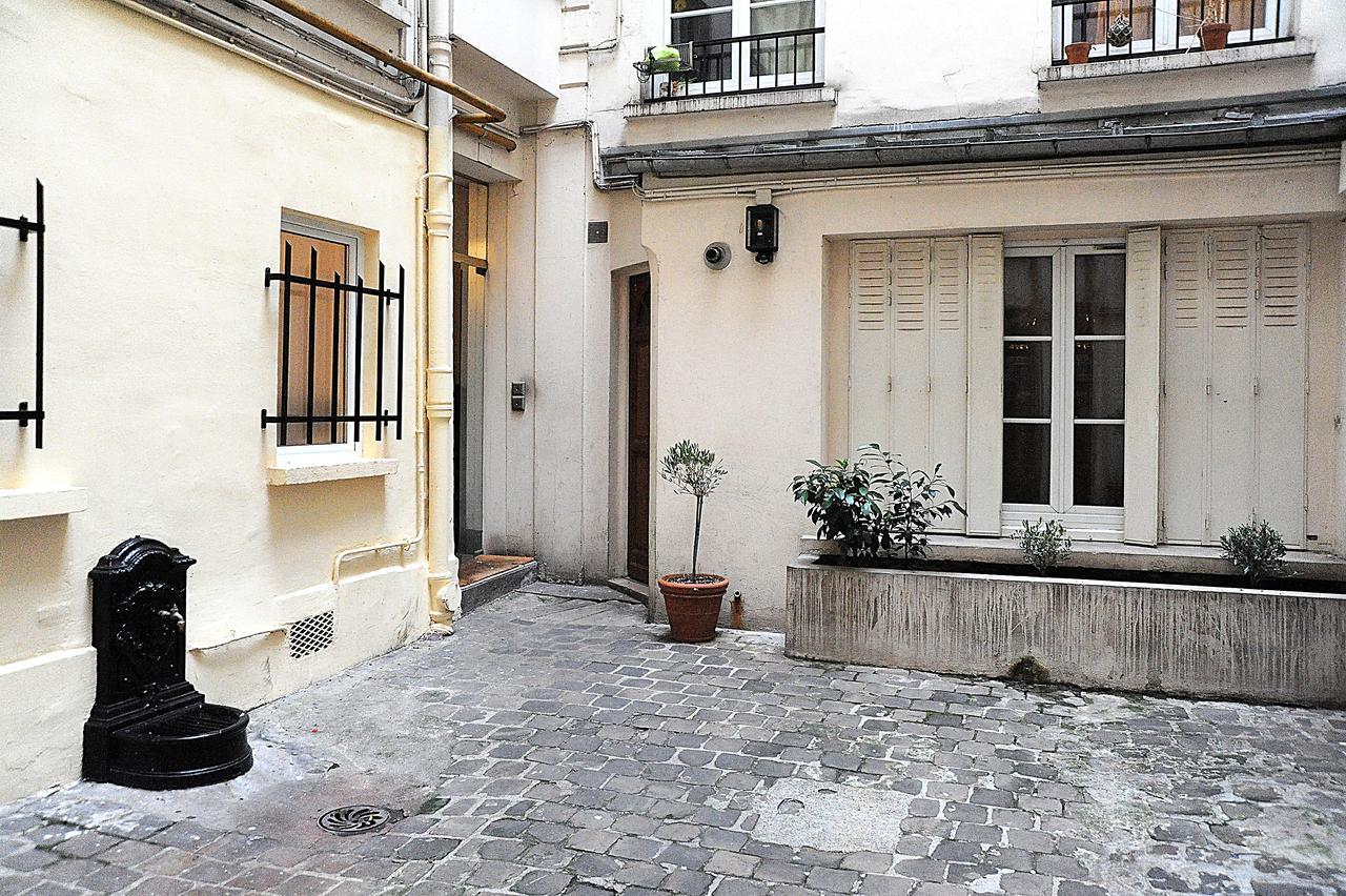 Beautiful Apartment In Historical Marais Παρίσι Εξωτερικό φωτογραφία
